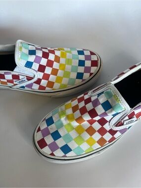 Vans Slip-On Rainbow Checkerboard Sneakers Women US 8/ Men US 6.5